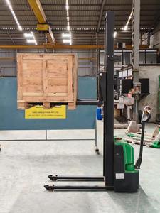 High Capacity Forklift Handling Equipment Durable Full Electric Stacker Heavy Duty Industrial Warehouse Lifting Machine AWD <b>TOP</b> - Product Image 3