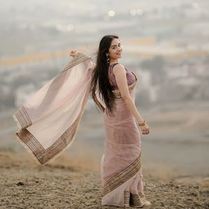 Sari de red de diseño exclusivo con elegante blusa étnica, moderno bordado de última tendencia, ropa india modesta para fiestas, para mujer. - Product Image 1