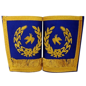Guantes de alta calidad para Diáconos Mayores y Júnior, con tela azul real y bordado de hilo dorado, para ceremonias masónicas formales. - Product Image 4