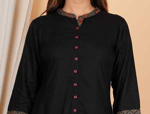 Kurta negra de rayón con estampado en zigzag para mujer, corte en A, con dupatta a juego, largo hasta la pantorrilla, cuello mandarín, mangas tres cuartos, ropa étnica. - Product Image 5