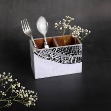 Reposacucharas de MDF esmaltado hecho a mano de ILAHI, decoración de cocina, Uttar Pradesh, solo lavar a mano, no apto para lavavajillas/microondas/horno - Product Image 1
