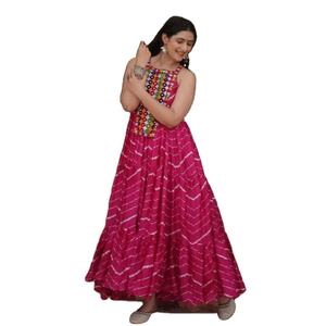 El último vestido Anarkali DE TRABAJO estampado Leheriya de seda Chinon de diseñador por FabZone - Product Image 1