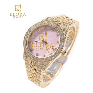 Reloj de Cuarzo Analógico Plateado Elegante para Hombre de la Mejor Calidad con Bisel Decorativo de Cristal y Brazalete Metálico Ancho Entrelazado - Product Image 5