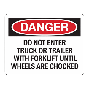 Panneau de signalisation Brady Danger pour chariots élévateurs et remorques, pour zones de chargement - Product Image 1