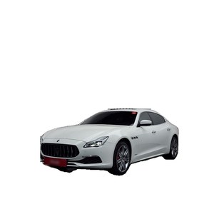 Maserati Quattroporte 3.0 V6 GranLusso, Modelo Diciembre 2021, 55,675 km, Caja de Cambios Automática, Asientos de Cuero, Cámara Trasera, Volante a la Izquierda - Product Image 1