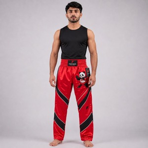 Pantalons de kick-boxing de haute qualité conçus pour une flexibilité, un confort et des performances fiables lors de l'entraînement intensif aux arts martiaux. - Product Image 1