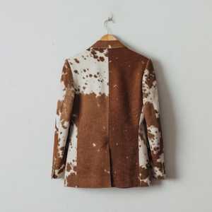 Blazer en cuir véritable pour homme, motif vachette, col rabattu, bouton unique, coupe classique, veste décontractée épaisse pour l'automne - Product Image 2