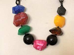Collier de perles irrégulières en résine faites à la main, multicolores, bijoux de mode, artisanat moulé, pour femmes et filles - Meilleures ventes - Product Image 2