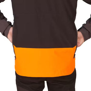Veste de chasse pour homme personnalisée, couleur orange vif, imperméable, coupe-vent, respirante, en softshell, style safari, avec capuche amovible - Product Image 4