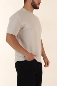 เสื้อยืดลำลองคอกลมทรงเข้ารูปแขนสั้นสำหรับผู้ชายไซส์ใหญ่ Ever Glow ผ้าฝ้าย 100% ระบายอากาศได้ดี แห้งเร็ว แต่งขอบตัดสี - Product Image 3