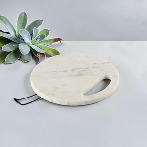 Planche à découper de cuisine en marbre de qualité supérieure Unicorn Handicrafts, planche à découper en pierre naturelle de luxe, planche de préparation alimentaire artisanale - Product Image 4