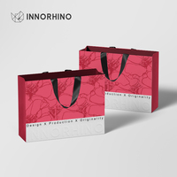 Sacs cadeaux de luxe personnalisés pour l'Aïd, en papier d'art, impression offset, recyclables, avec poignée longue, marque privée, pour chaussures et fourrures