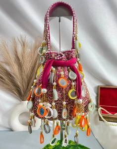 กระเป๋าปอทลีงานแฮนด์เมดสำหรับผู้หญิง งานแต่งงาน งานเลี้ยง กระเป๋าแบบมีเชือกผูก ขายส่งจากอินเดีย - Product Image 6