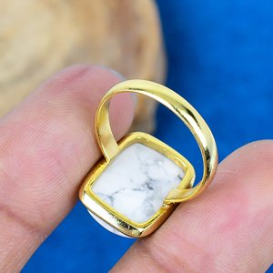 Bague en howlite naturelle en forme de coussin, plaquée or 18 carats sur argent sterling 925 - Product Image 4