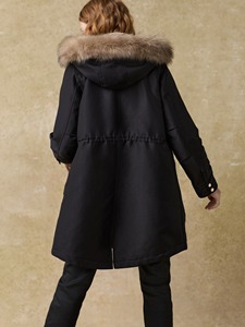 Chaqueta Parka Larga con Capucha para Hombre, con Acolchado Térmico, Construcción Resistente al Viento y Logotipo Personalizado, Venta al Por Mayor - Product Image 4