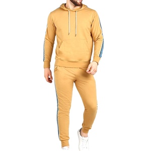 Pinco Sports - Chándal Informal Personalizado con Diseño Impreso para Hombre, Transpirable, Ecológico, de Poliéster/Algodón de 220 g, Ropa Deportiva - Product Image 1