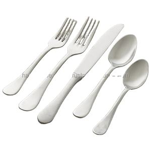 Juego de cubiertos de metal de acero plateado ecológico - Product Image 1