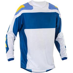 Combinaison de motocross personnalisée avec logos personnalisés, équipement de course durable pour la conduite tout-terrain, tenue MX Enduro avec options de personnalisation complètes - Product Image 2