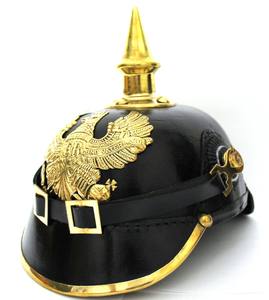 Casco de Cuero Pickelhaube Imperial Alemán Hecho a Mano de Primera Calidad, Casco Histórico de Oficial Prusiano con Púas, Coleccionable - Product Image 2