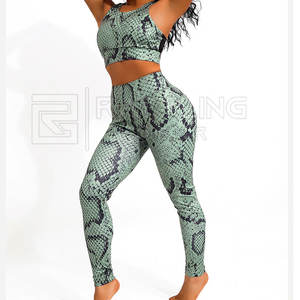 Women's Solid <b>Pattern</b> Gym & Yoga Set Padded Bra Seamless <b>Leggings</b> Plus Size Fitness Wear Custom Logo Waist Elastic Waist Closure - Product Image 3