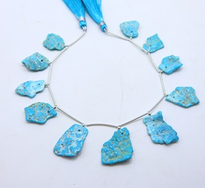 11 pièces de perles de pierres précieuses brutes lisses en turquoise d'Arizona, percées à l'avant, pour la fabrication de bijoux - Product Image 1