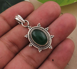 Auténtico Colgante de Jade Hetian Verde, Plata de Ley 925 Chapada en Platino, Piedra de Jadeíta Natural de Alta Calidad, Collar Vintage - Product Image 1