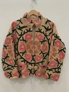 Chaqueta de algodón Suzani bordada a mano para mujer, estilo bohemio chic étnico, ropa de invierno, abrigo tipo cárdigan con frente abierto. - Product Image 3