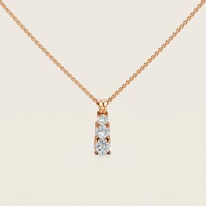 Pendentif élégant en diamant rond brillant – Collier à trois pierres pour femme – Bijoux de luxe en diamant - Product Image 1