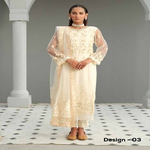 Soldes Exceptionnelles : Robes Indiennes de Luxe Brodéées pour Soirées, Vêtements Wijdan en Gros, Anarkalis Confortables en Chiffon Personnalisables pour Femmes - Product Image 4