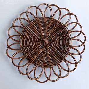 Assiette de présentation décorative en rotin, tressée à la main, naturelle, pour événements, fabriquée au Vietnam TUYET DUNG - Product Image 2