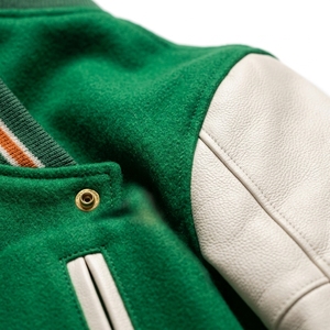 Chaqueta Varsity Clásica Estilo Letterman, Chaqueta Bomber de Béisbol para Hombre y Mujer - Product Image 4