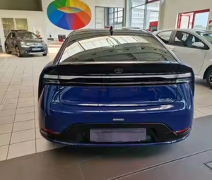 Venta de Fábrica 2025: Híbrido Enchufable Ejecutivo con Navi Digital Co, 151hp, Transmisión Automática - Product Image 2