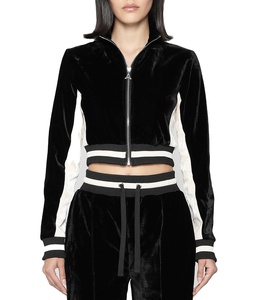 Conjunto Deportivo de 2 Piezas Personalizado Unisex de Terciopelo Transpirable para Invierno, Sudadera con Capucha y Cordón Ajustable, Pantalones Deportivos Cortos, Estampado Sólido - Product Image 3