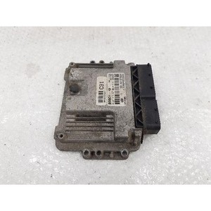 Santa Fe - ECU et modules informatiques d'occasion - 3913027820 - Product Image 2