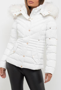 Veste matelassée pour femme Glory Custom avec capuche en fourrure, veste pour temps froid avec personnalisation complète en tendance - Product Image 2