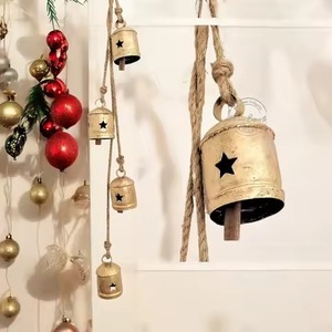 Campana Metálica Premium para Decoración Navideña, Adorno Festivo Colgante para Árbol de Navidad - Product Image 2