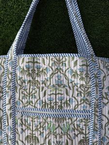 Sac fourre-tout élégant en coton matelassé vintage avec fermeture éclair, fait main, imprimé, sac à bandoulière pour le bureau, l'université, le shopping et le quotidien - Product Image 3