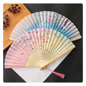 Ventilador de mano de bambú ligero y elegante de calidad superior para decoración del hogar y eventos de verano - Product Image 4