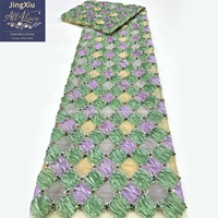 Tela de malla bordada con textura geométrica para la confección de vestidos modestos, abayas, caftanes y prendas de moda.