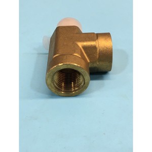 Conector en T AMAT 3300-03507 1/2MP X 1/2 FP X - Equipo y Piezas de Semiconductores de Confianza de Tradicción Global - Product Image 1