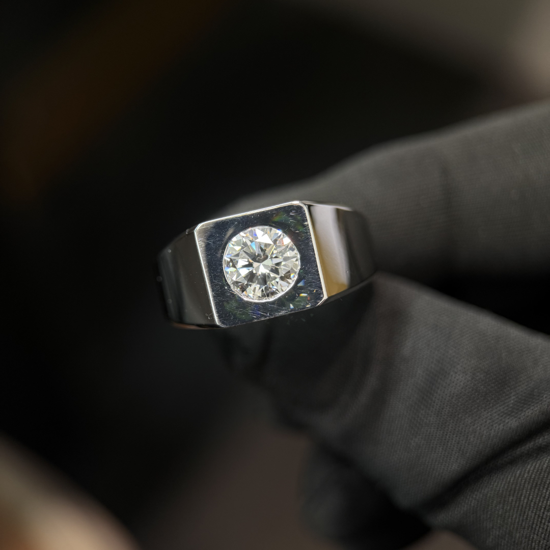 Bague en or massif 14 carats avec diamant de laboratoire