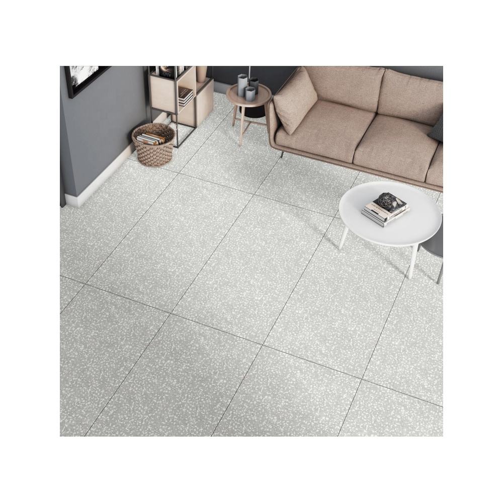 สีเทาอ่อน