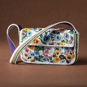 Sac bandoulière perlé à motif floral pour femme, style bohème, avec rabat pliable et sangle unique, idéal pour un usage quotidien - Product Image 1