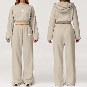 Chándal para hombre de talla grande, transpirable y ecológico, con logotipo personalizado estampado por transferencia térmica, estilo streetwear con lavado ácido, sudadera corta y pantalón acampanado. - Product Image 1