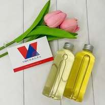 Huile de coco raffinée RBD du Vietnam pour l'alimentation et les cosmétiques - Product Image 1