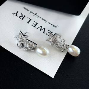 Pendientes de Hada Brillantes con Forma de Cometa y Meteorito para Mujer, Estrella Pentagonal con Incrustaciones de Circonita, Pendientes Colgantes de Moda de una Sola Pieza, Personalidad - Product Image 1