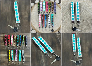 Nouveau porte-clés personnalisé en cuir de vache véritable, design à carreaux, pour cadeau, vente en gros - Product Image 3