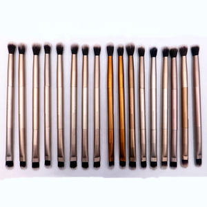 Leichter Kaffee 2 in 1 Augen Make-up Pinsel Doppel endiger Lidschatten-Misch pinsel Doppelkopf-Lidschatten pinsel - Product Image 5