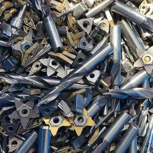 Grits de carbure de tungstène à prix avantageux pour le soudage de revêtement, la protection contre l'usure, les outils miniers et les surfaces résistantes à l'abrasion - Product Image 3