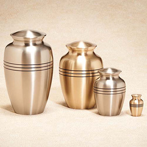 Urna clásica de cenizas humanas de metal con acabado mate brillante Diseño de Cruz de cementerio Forma redonda La mejor calidad para servicio funerario - Product Image 2